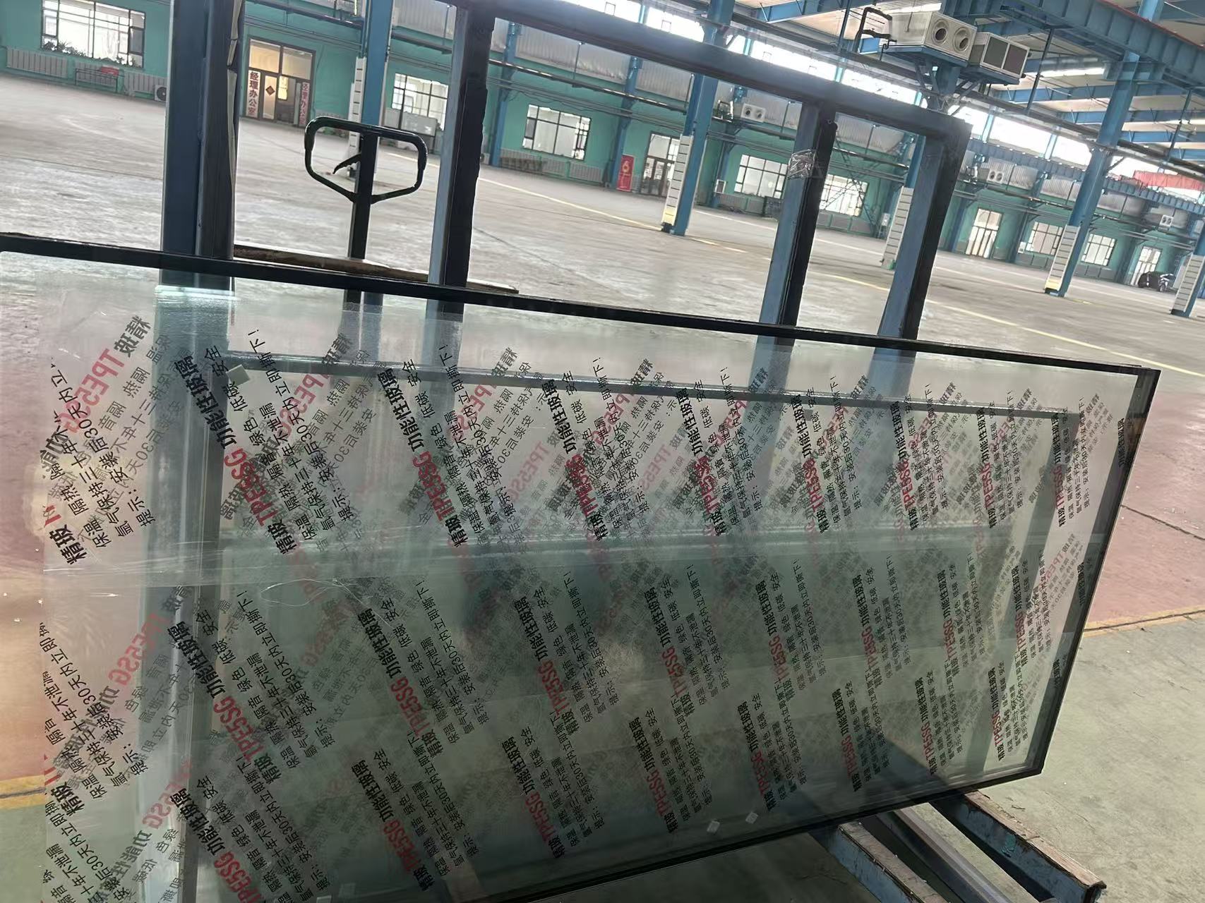 十堰市玻璃源头工厂彩轴玻璃 - 方案